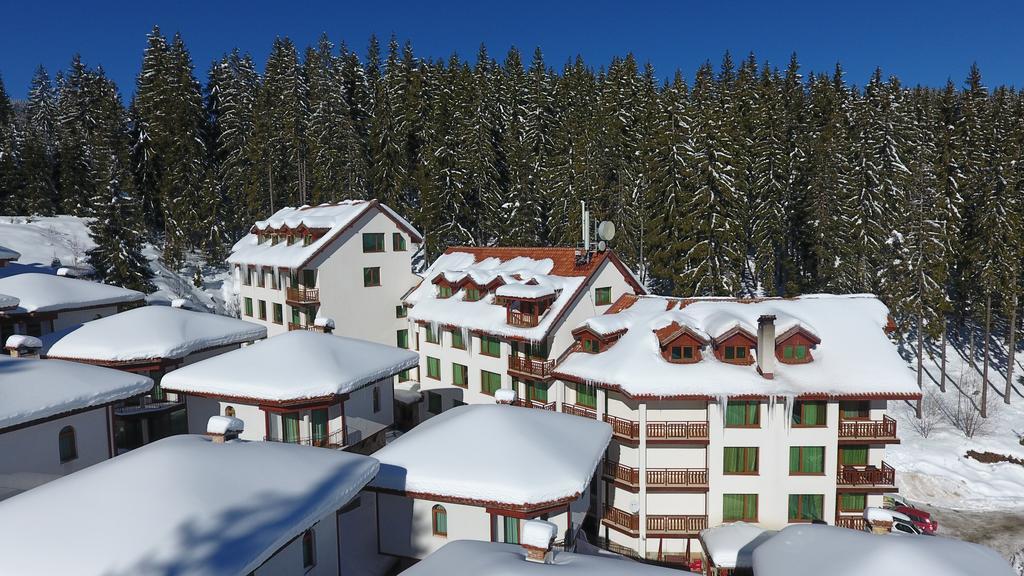 Forest Glade-Апартаменти И Стаи За Гости Pamporovo Luaran gambar